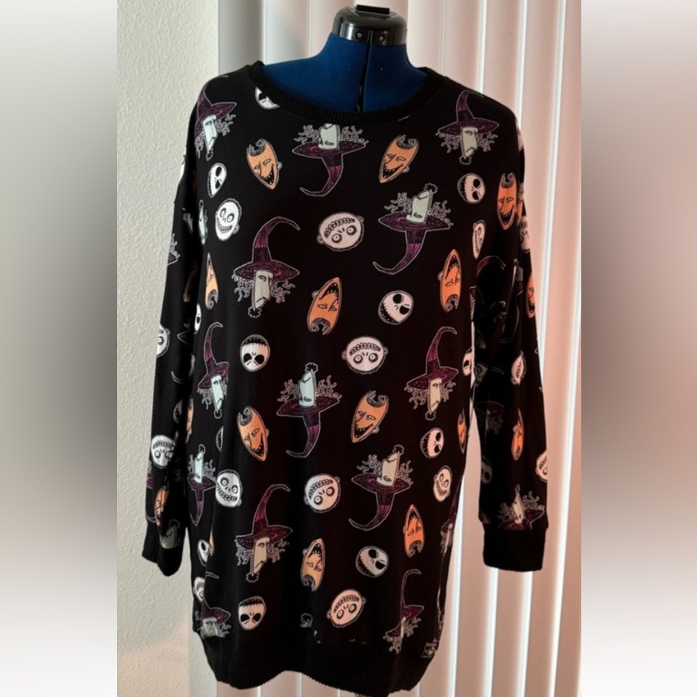 Nightmare Before Christmas ladies tunic top or sleepwear size 12/14 NWT